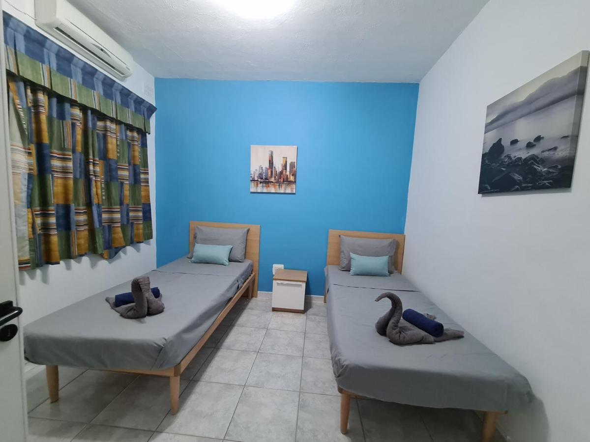 Spacious Seafront Apt Next To Sliema-Valeta Ferry Экстерьер фото
